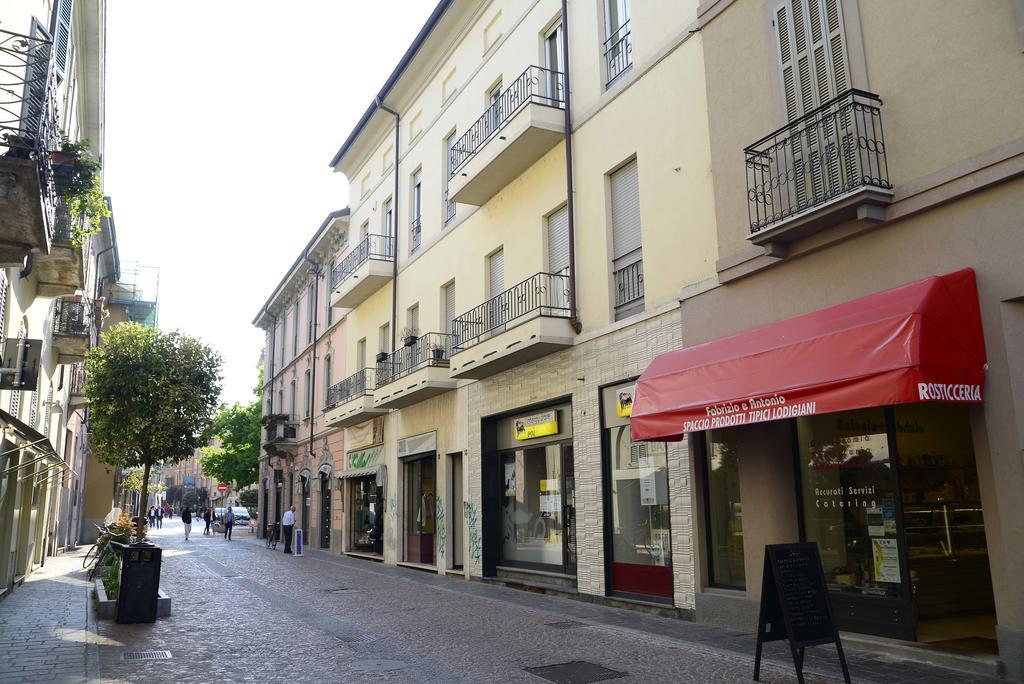 Appartamento Corso Adda Лоди Экстерьер фото